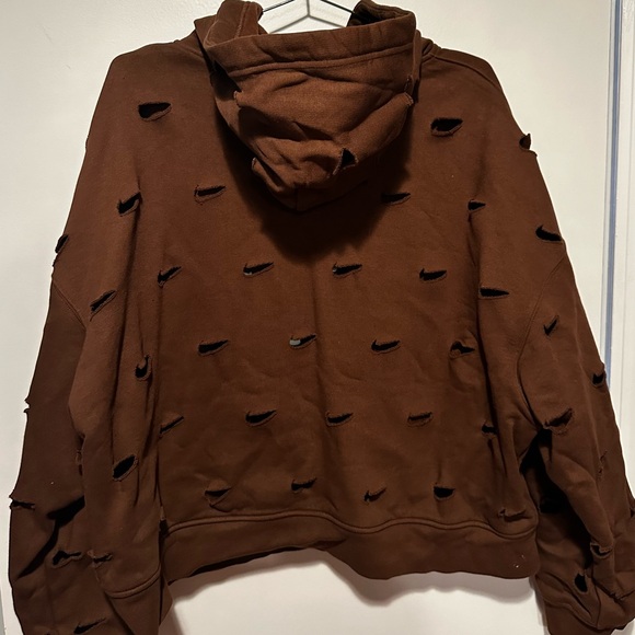 Nike x Jacquemus Swoosh Hoodie - Picture 6 of 9